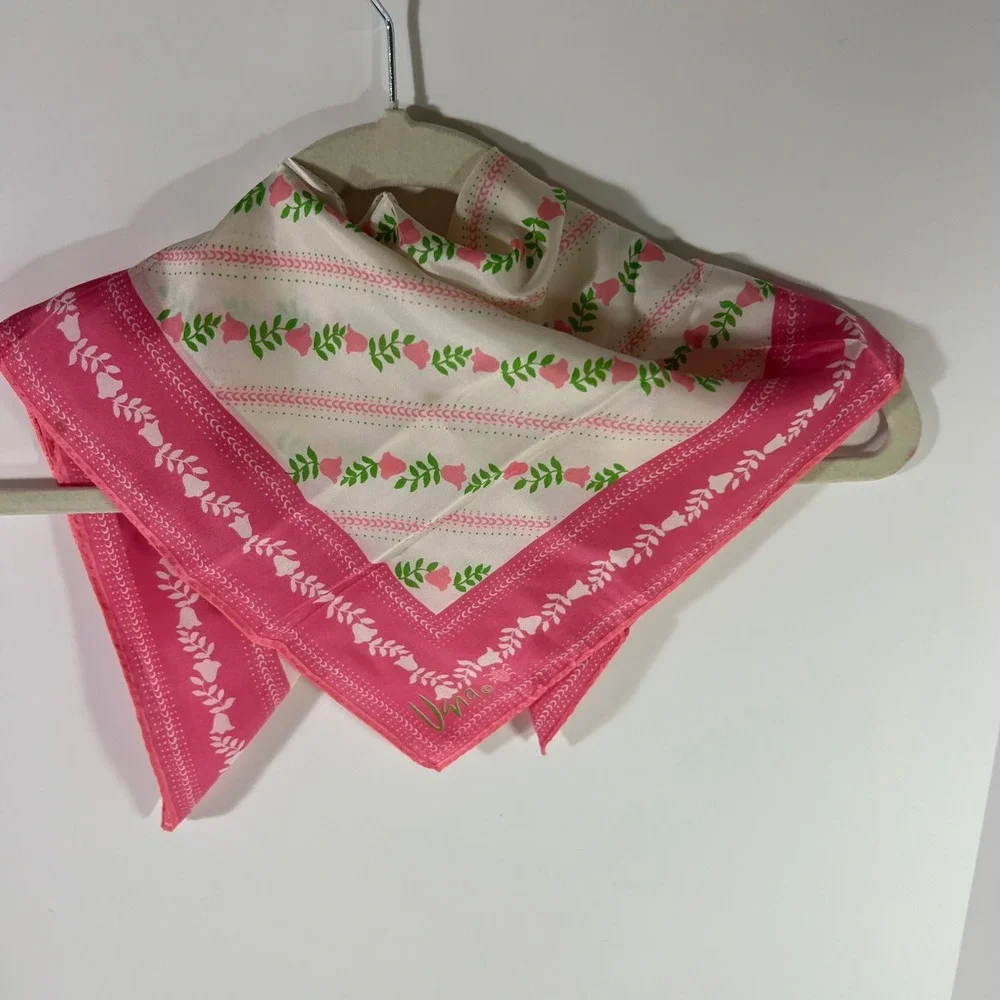 Vera Neumann Vintage Square 20